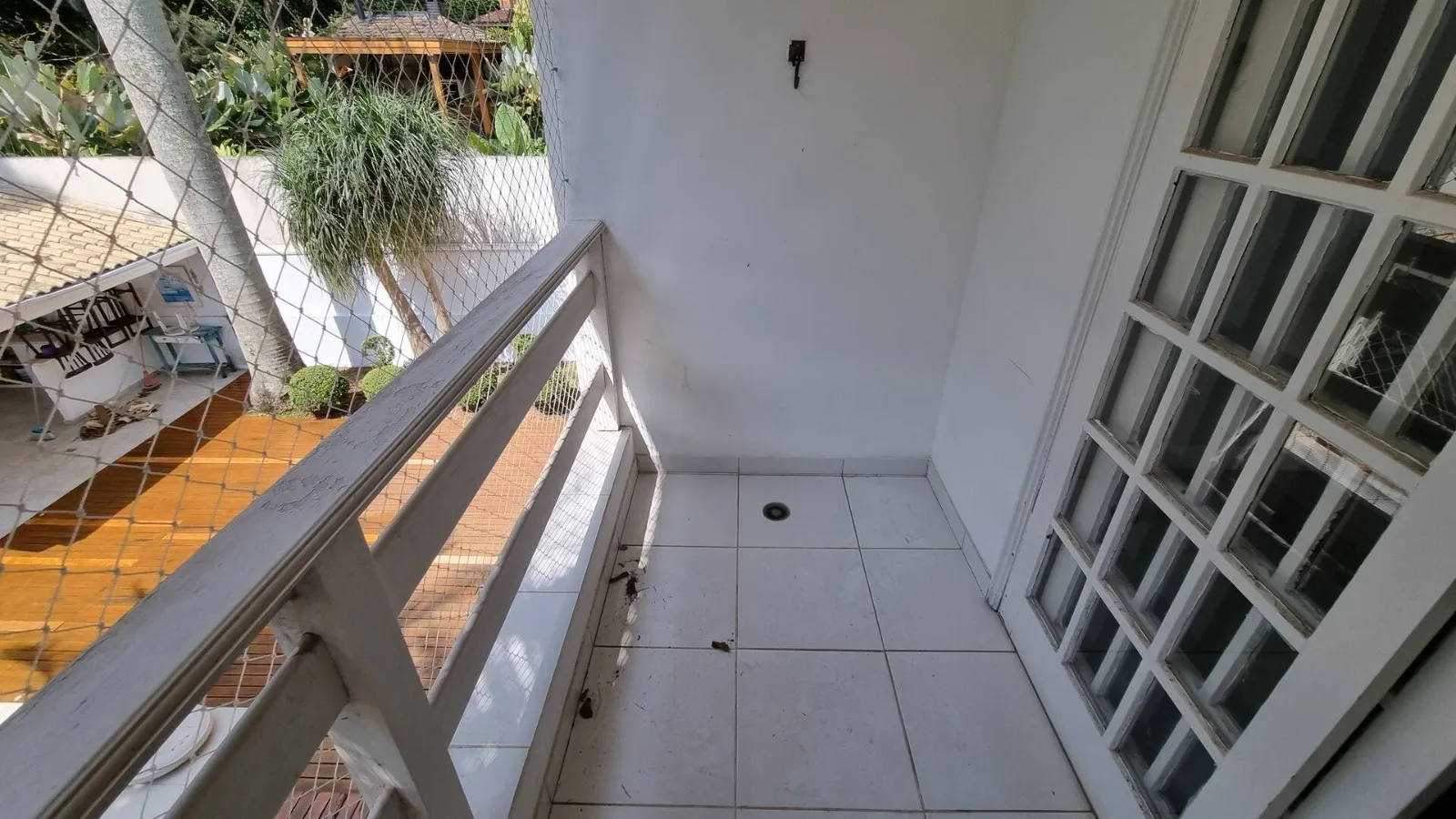 Imagem Oportunidade: Linda Casa Reformada no Alphaville Residencial 9