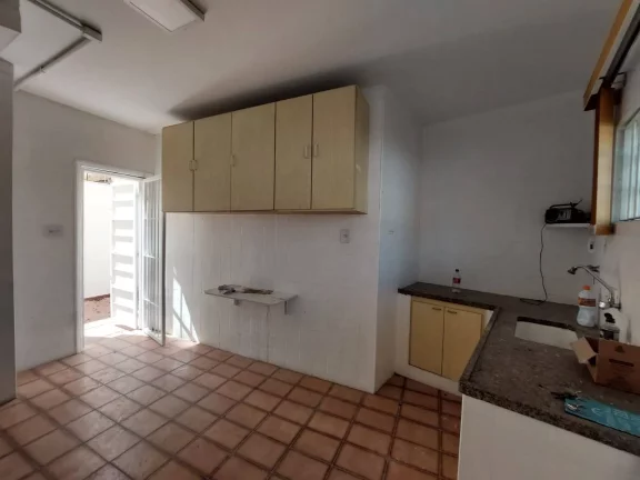 Imagem Sobrado amplo para locação, 155 m², 3 quartos - Vila Monumento
