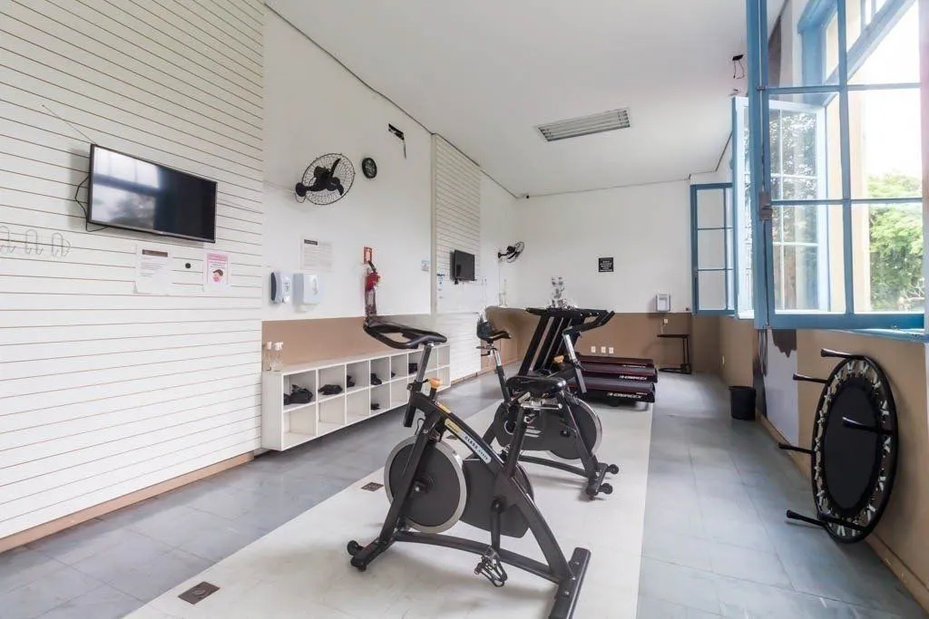 Imagem Apartamento de 3 dormitórios à venda no Bairro Teresópolis, Porto Alegre.