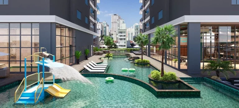 Imagem Apartamento à Venda no HALF BEACH TOWERS em Itapema, Meia Praia, com 4 quartos, 140m2 na Rua 226