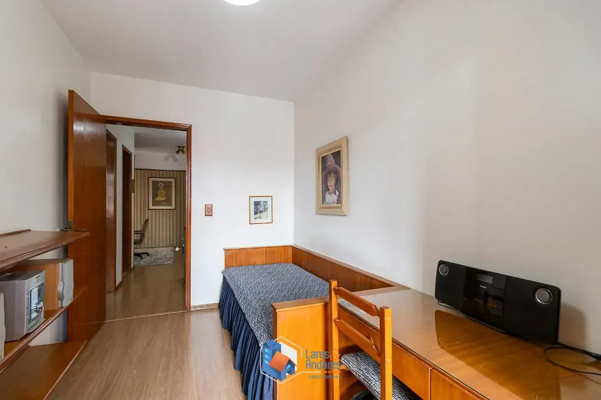 Imagem Casa para venda em Mirandópolis com 3 quartos, sendo 3 suítes, 284m²