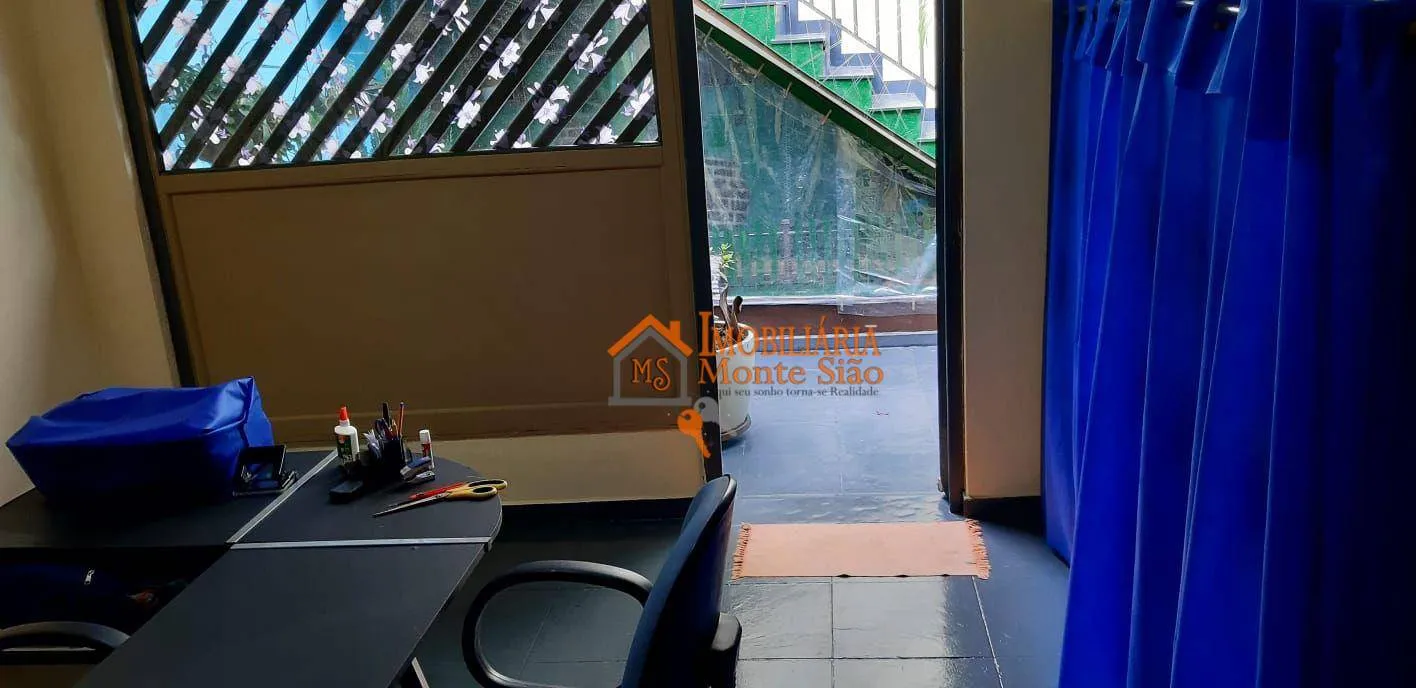 Imagem Sobrado com 3 dormitórios à venda, 195 m² por R$ 740.000,00 - Parque Continental II - Guarulhos/SP