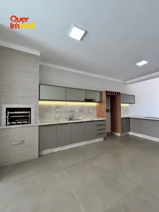 Imagem Imperdível oportunidade de adquirir casa em condomínio na Reserva Imperial, Ribeirão Preto-SP! 3 quartos, 3 suítes, 2 salas, 4 banheiros, 4 vagas de garagem e 151,50 m² de área. Visite agora! Quer Imóvel Negócios Imobiliários!