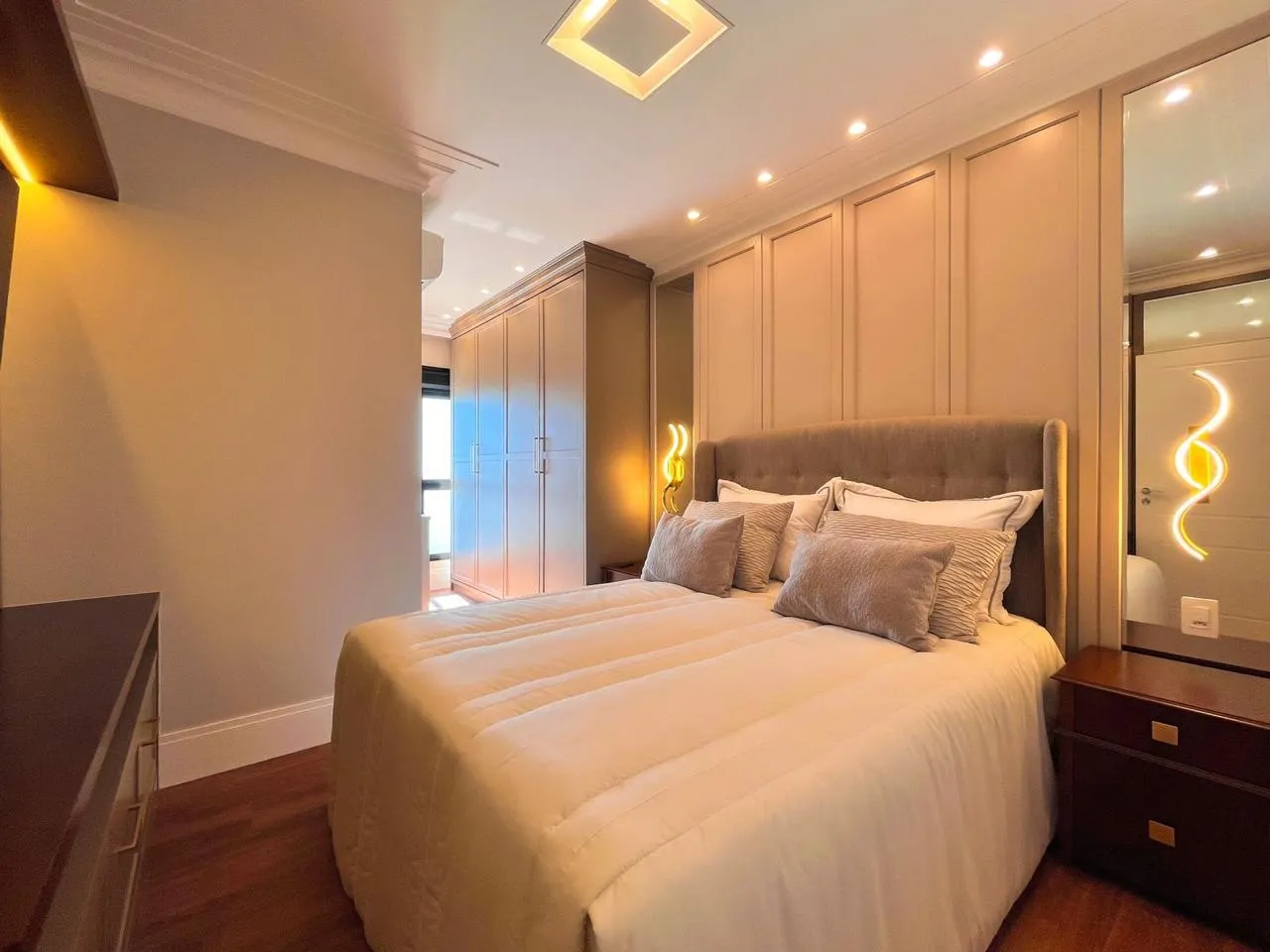 Imagem Apartamento com vista para o mar à venda com 186m2 por R$ 6.500.000,00