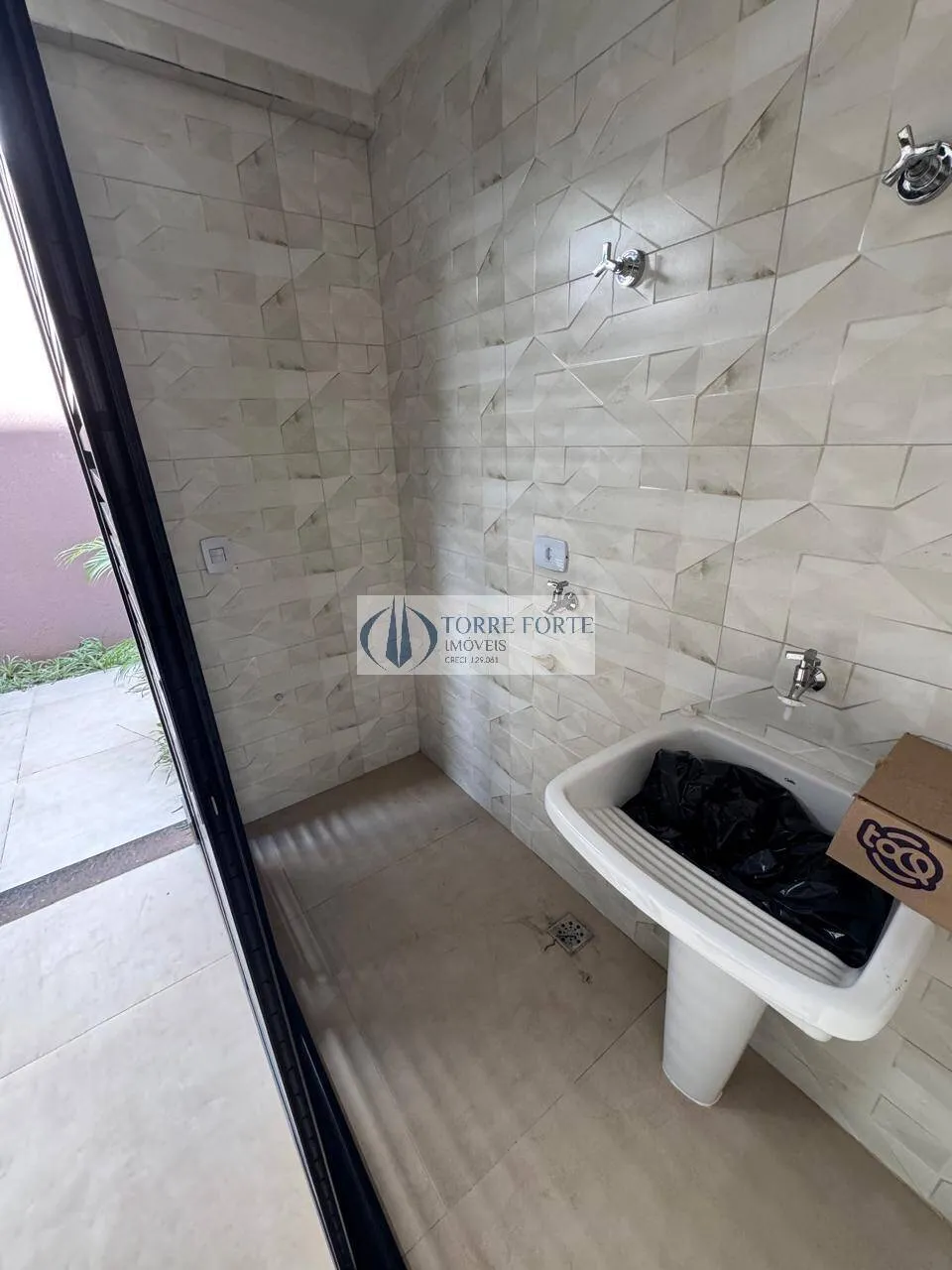 Imagem Lindo Sobrado com 2 suites 2 vagas na Vila Antonieta