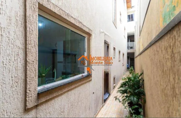Imagem Sobrado à venda, 339 m² por R$ 688.000,00 - Vila Rio - Guarulhos/SP