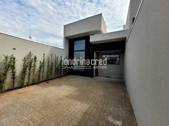 Imagem Casa nova na Zona Leste de Londrina com 86m² de área útil, 3 dormitórios (1 suíte), banheiro social, sala aconchegante, cozinha e 2 vagas de garagem.