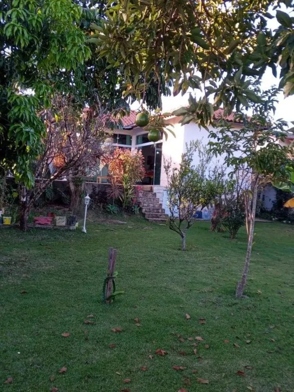 Imagem Chácara de Luxo em Condomínio: 3 Quartos, 1 Suíte, 4 Vagas de Garagem em Araçoiaba da Serra-SP