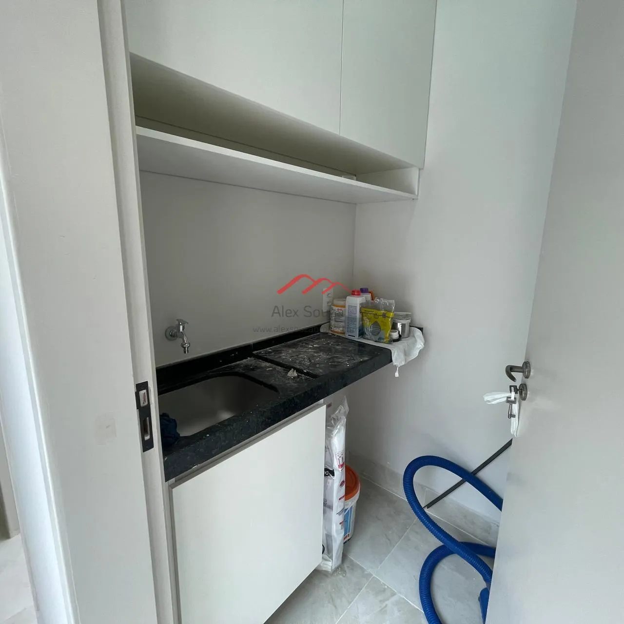 Imagem Casa em Condomínio para Venda em Paulínia, Jardim Flamboyant, 3 dormitórios, 1 suíte, 3 banheiros, 3 vagas