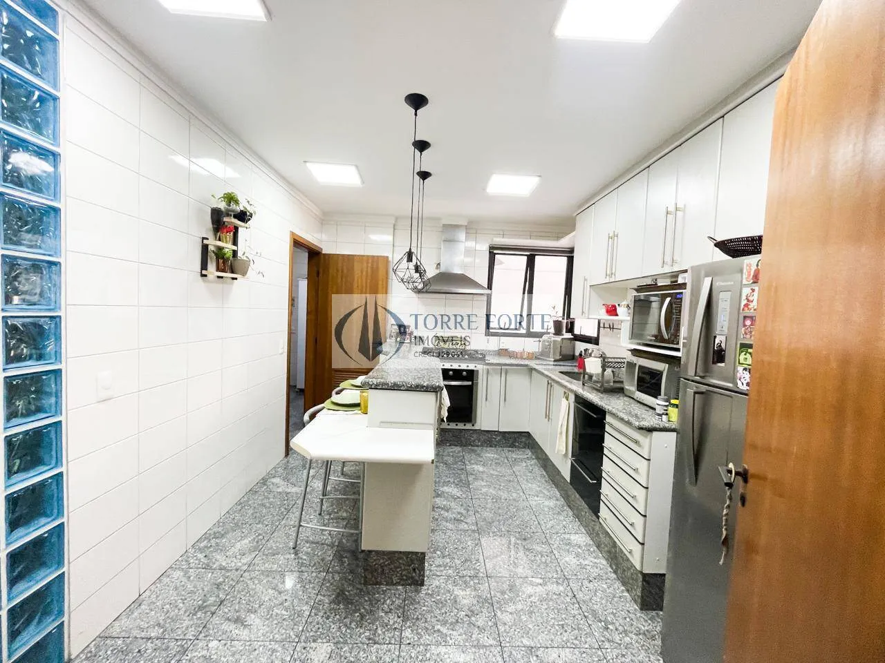 Imagem Apartamento 3 dormitórios, 3 suítes, 2 vagas, no Jardim Anália Franco