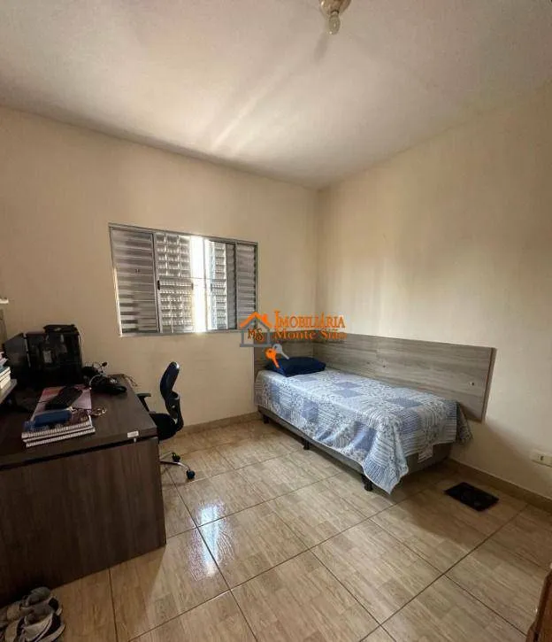 Imagem Sobrado com 5 dormitórios à venda, 155 m² por R$ 636.000,00 - Jardim Vila Galvão - Guarulhos/SP