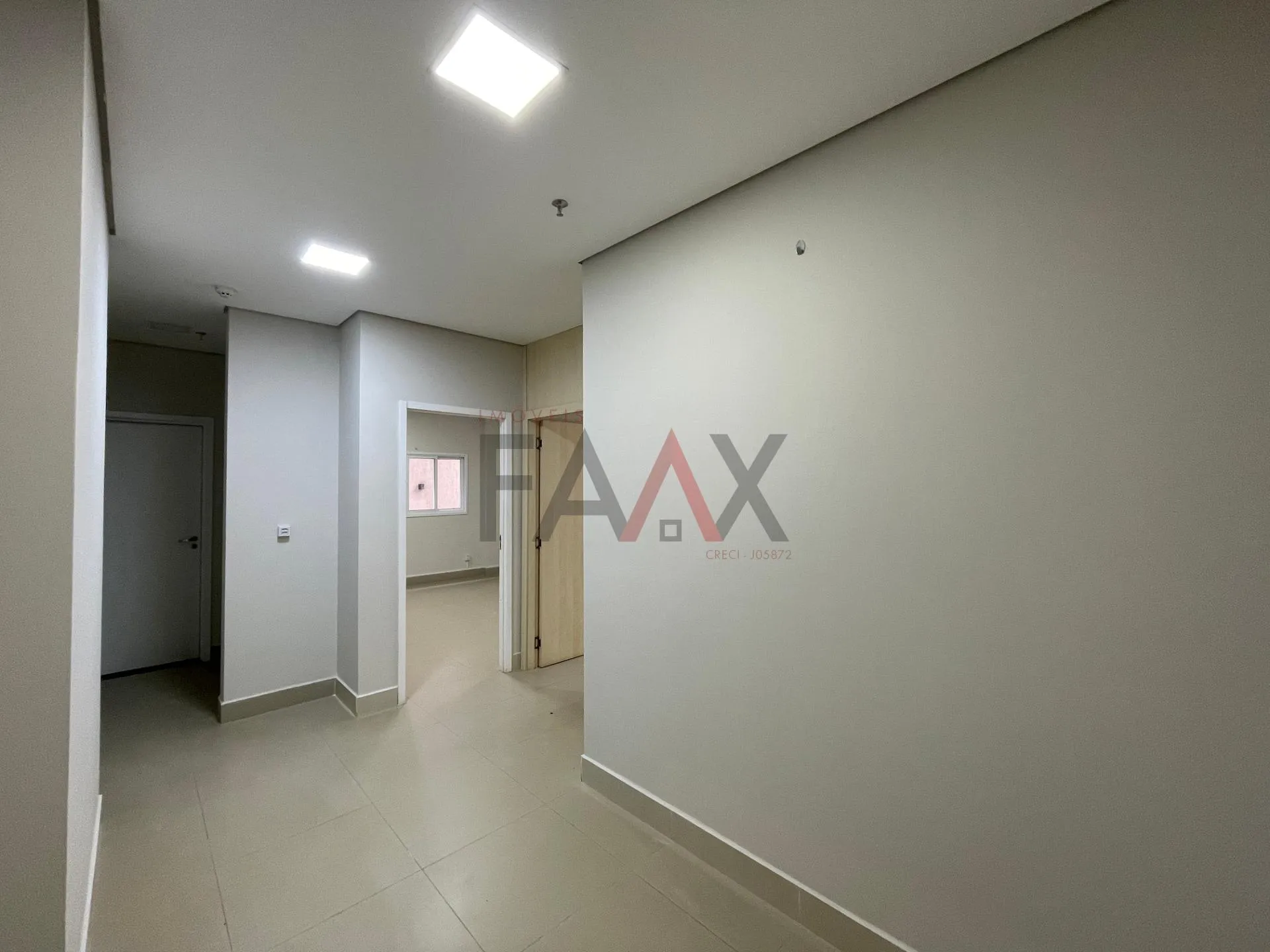 Imagem Sala Comercial no Térreo com 3 Ambientes  Cidade dos Lagos