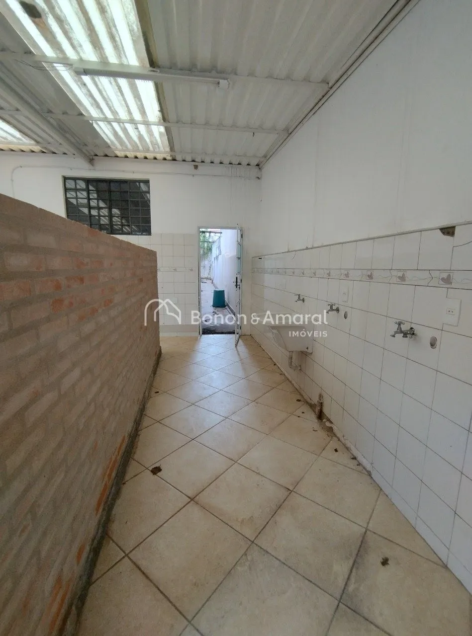 Imagem Casa Terrea com Edicula a venda no Parque Taquaral