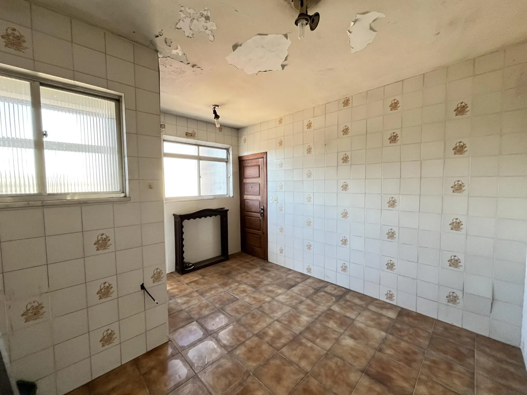 Imagem Apartamento com 3 dormitórios na Luiz Afonso, bairro Cidade Baixa - Porto Alegre