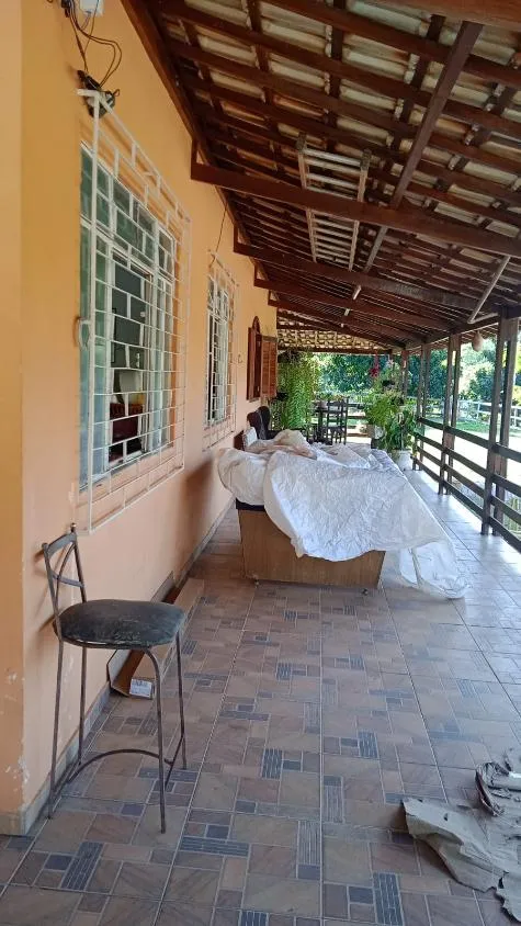 Imagem Vendo um excelente sítio em Carmo do Cajuru /MG , com 90.000 m² de área,