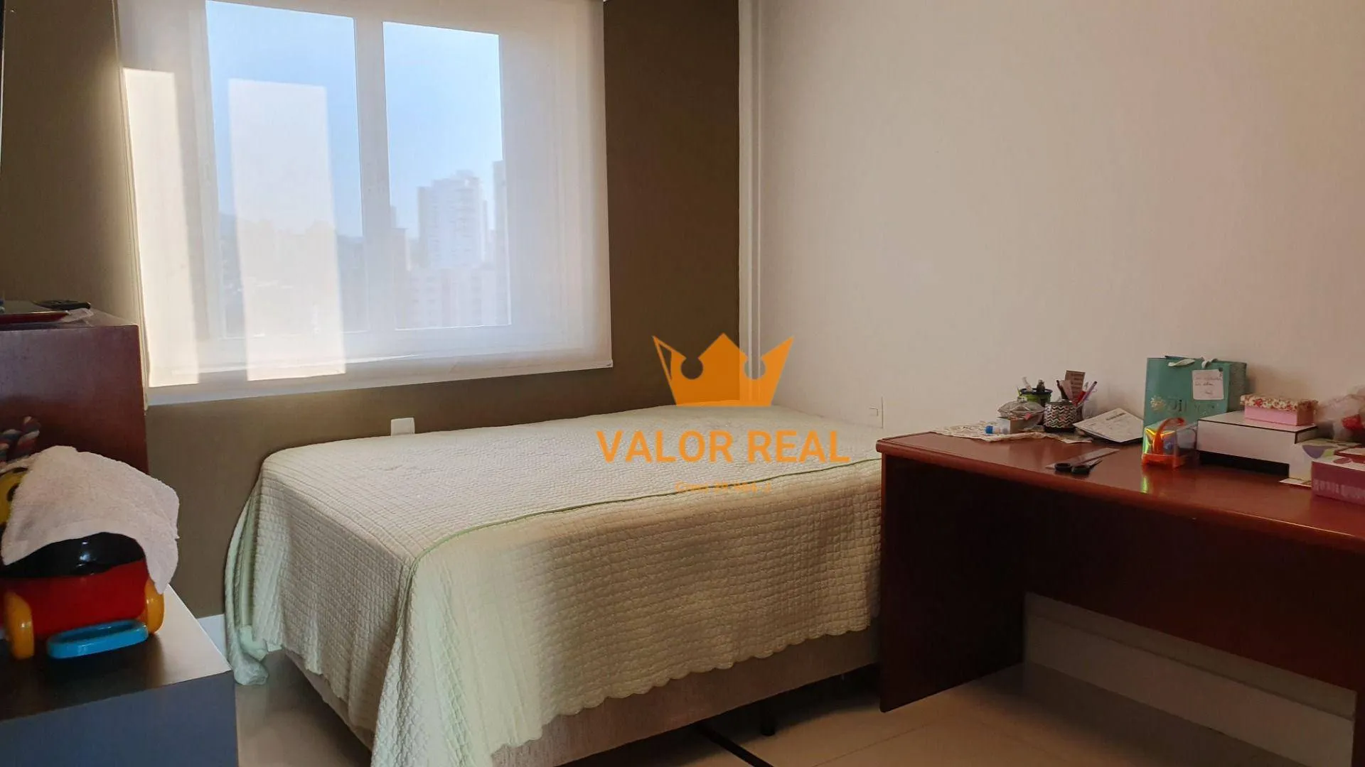 Imagem Apartamento 271 m2, 3 Dorm, 1 Suite, R$ 1.270 mil. Oportunidade. 14o. andar, vista panorâmica. Aceita Financto.