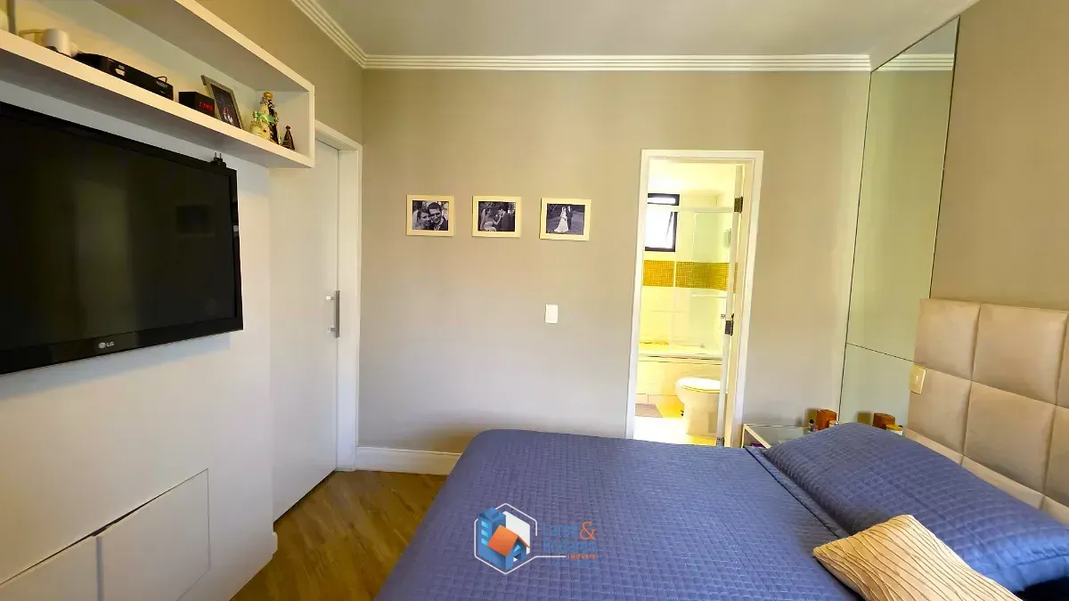 Imagem Cobertura para venda em Vila Hamburguesa com 4 quartos, sendo 2 suítes, 227m²