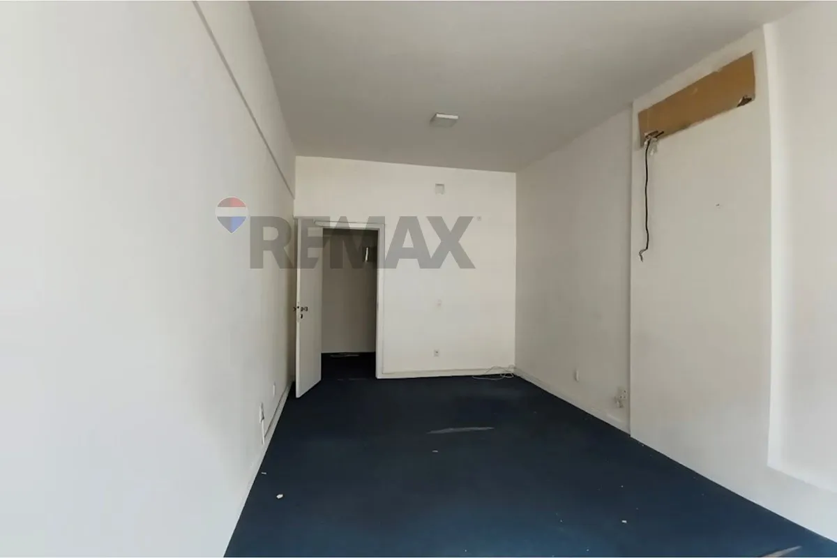 Imagem Sala com 95m² sendo 3 escritórios a venda na AV Graça aranha
