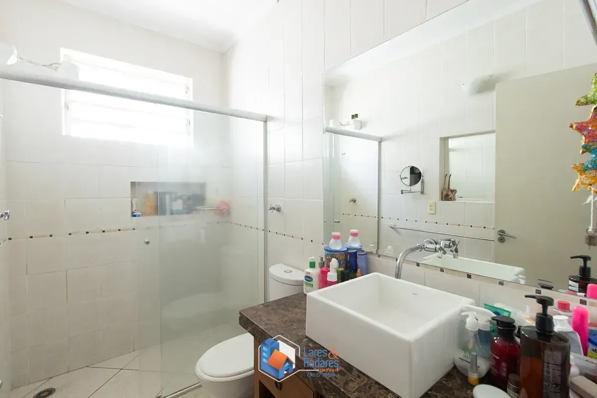 Imagem Sobrado para venda em Vila Clementino com 3 quartos, sendo 1 suíte, 189m²
