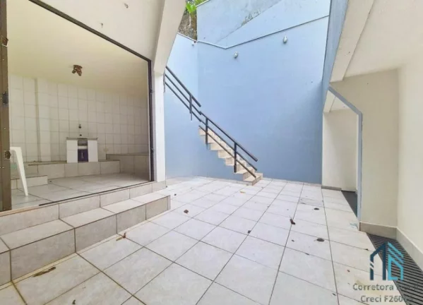 Imagem Sobrado a venda com 430m2 no centro de Guaratuba PR