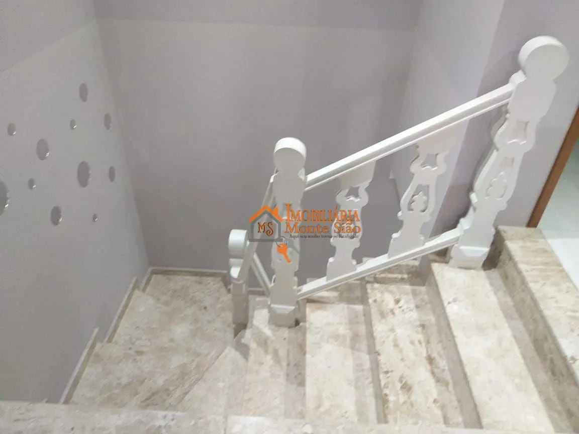 Imagem Sobrado com 3 dormitórios à venda, 315 m² por R$ 1.200.000,00 - Vila Galvão - Guarulhos/SP