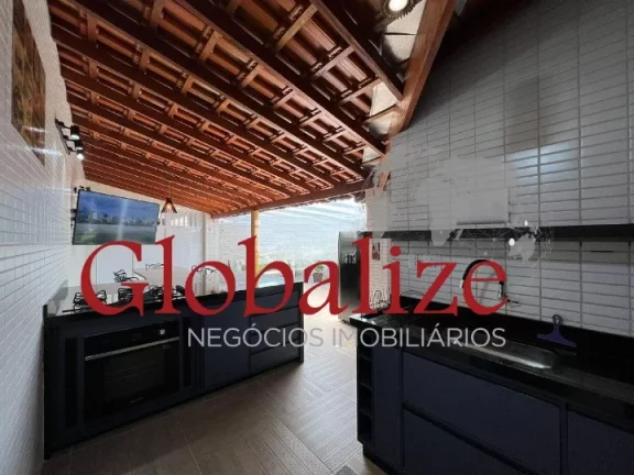 Imagem Casa Triplex com 3 suítes e 2 vagas no bairro Embaré em Santos por R$ 1.299.000,00