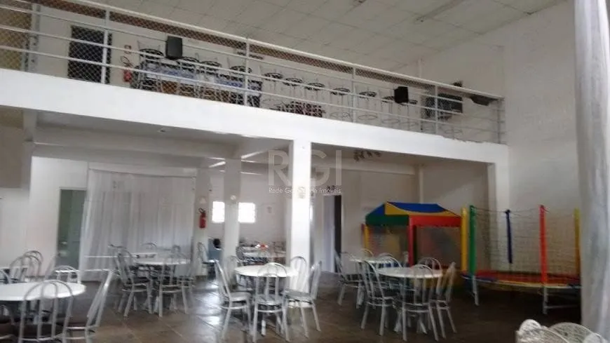 Imagem Predio para Venda - 244.51m², 0 dormitórios, 4 vagas - Partenon