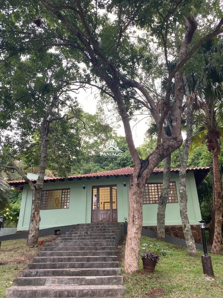 Imagem Casa com Amplo Terreno e Potencial para Pousada à Venda em Chapada dos Guimarães