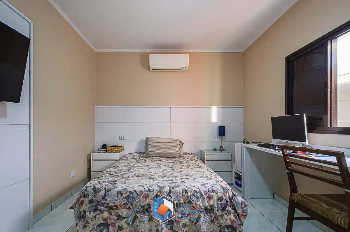 Imagem Casa para venda em Vila Paiva com 3 quartos, sendo 1 suíte, 185m²