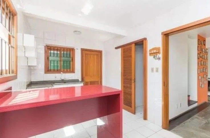 Imagem Casa/sobrado de 4 dormitórios I 1 suíte I 4 vagas I Altos Do Ipê