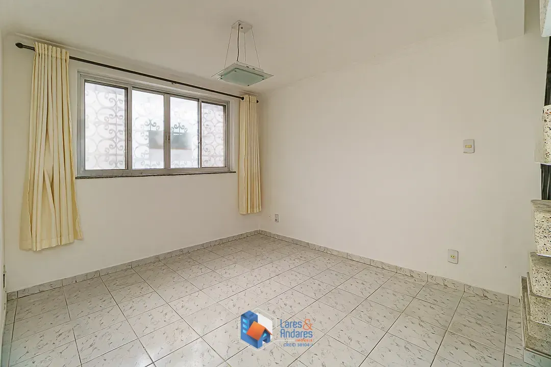 Imagem Casa para venda em Lapa com 2 quartos, 93m²