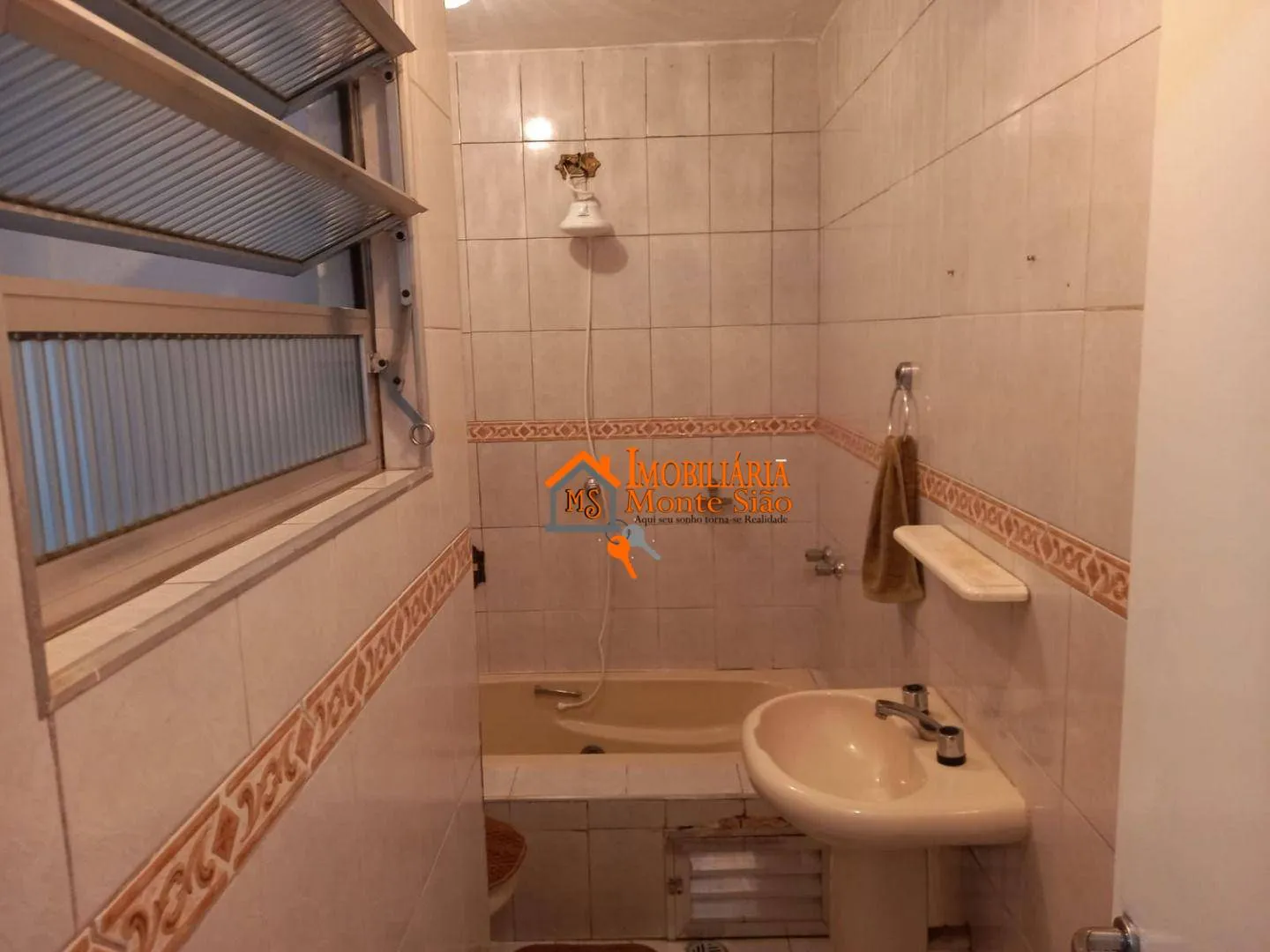 Imagem Casa com 2 dormitórios à venda, 150 m² por R$ 420.000,00 - Jardim Santa Mena - Guarulhos/SP