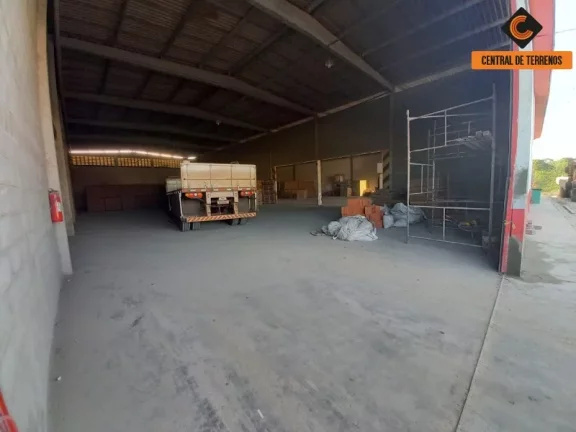 Imagem GALPÃO ÀS MARGENS DA BR 324