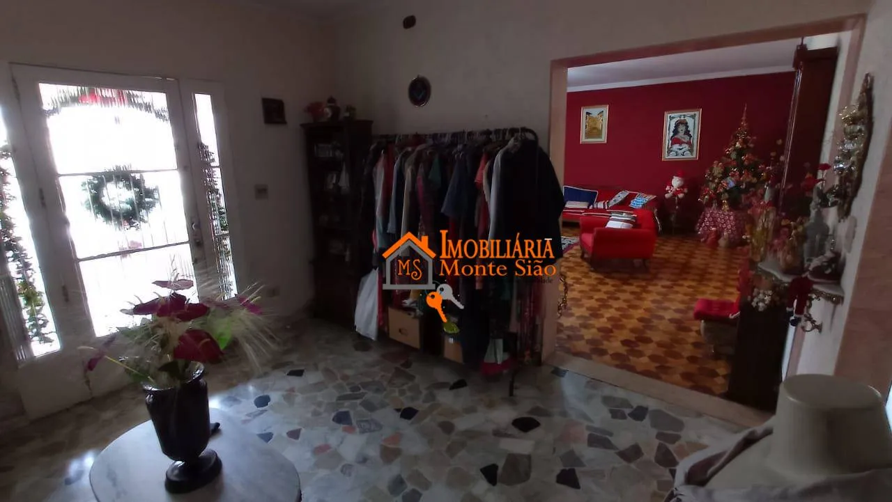 Imagem Casa com 2 dormitórios à venda, 400 m² por R$ 1.200.000,00 - Vila Galvão - Guarulhos/SP