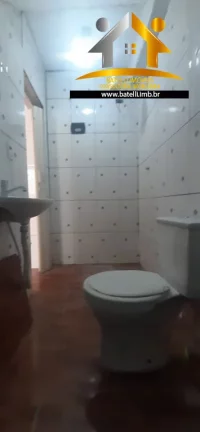 Imagem Casa com 03 cômodos para alugar em Carapicuíba