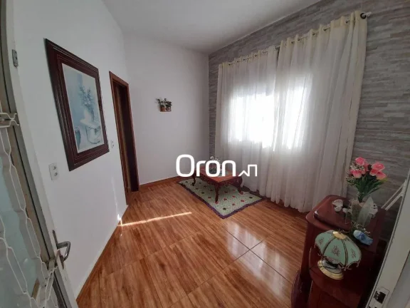 Imagem Sobrado à venda, 267 m² por R$ 870.000,00 - Residencial Licardino Ney - Goiânia/GO