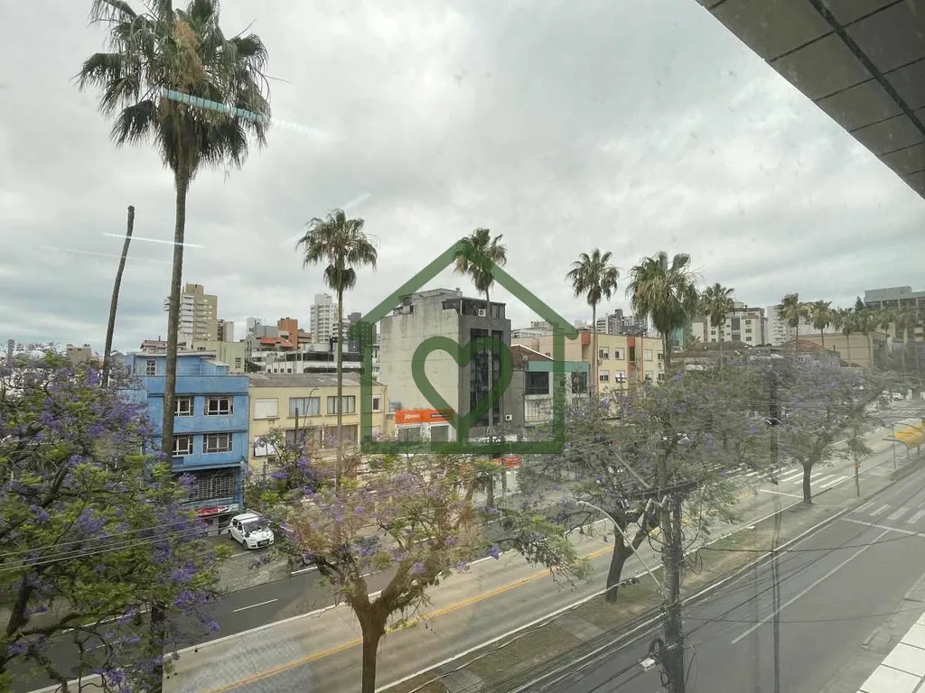 Imagem Sala comercial de 28m² à venda na Protásio Alves, bairro Petrópolis, com duas vagas de estaciona...