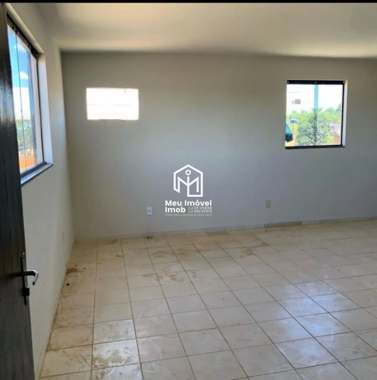 Imagem Galpão Comercial Setor Fumal Luziânia 2 Escritórios 489m²