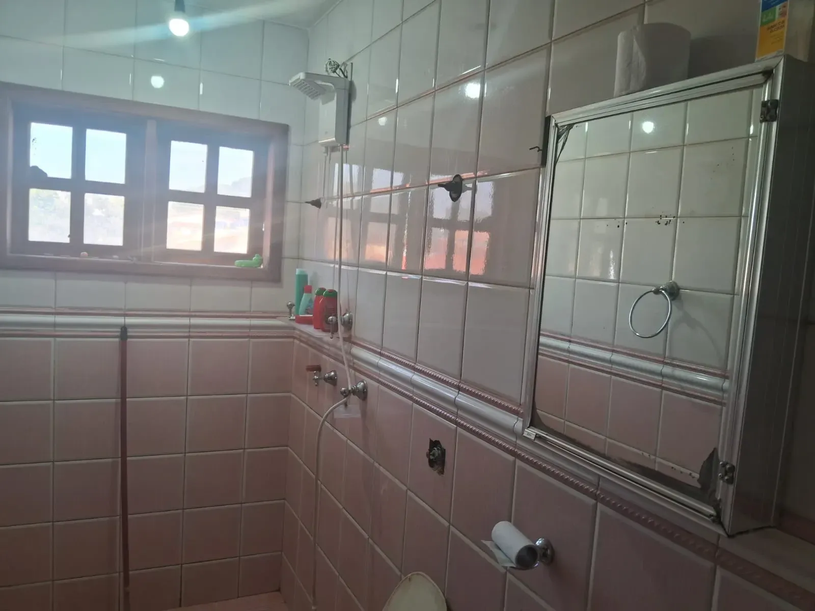 Imagem Sobrado com 5 Quartos à Venda, 252,63 m² em Setor Novo Horizonte - Goiânia