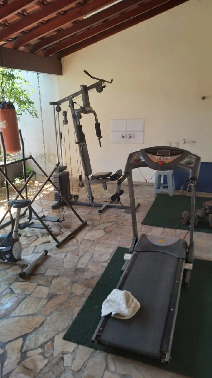 Imagem Casa à venda 2 Quartos, 1 Suite, 3 Vagas, 320M², Loteamento Residencial Andrade, Pindamonhangaba - SP