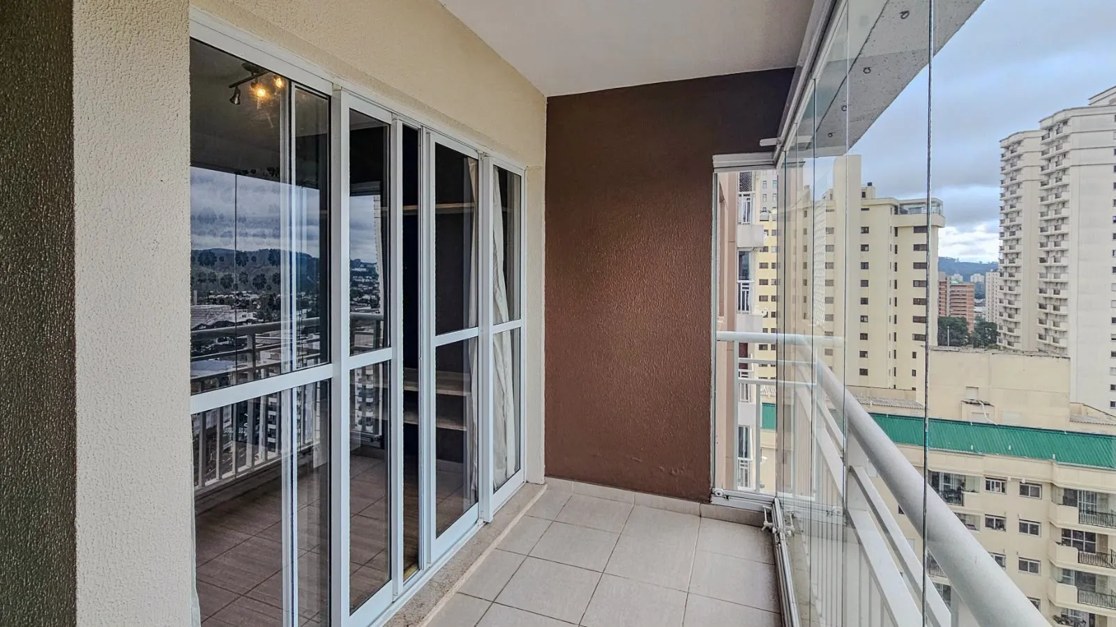 Imagem Apartamento com 2 Quartos para venda ou aluguel, 69m² - Alphaville- Barueri-SP