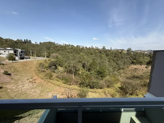 Imagem Casa Top com 4 Garagens, Vista para Mata e Salão de Festas