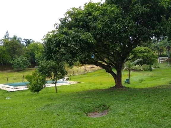 Imagem Chácara Atibaia ótima localização Casa piscina lago churrasqueira!
