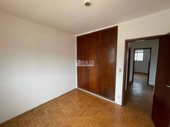 Imagem Lindo apartamento à venda no Bairro Olinda, Uberaba - 3 dormitórios