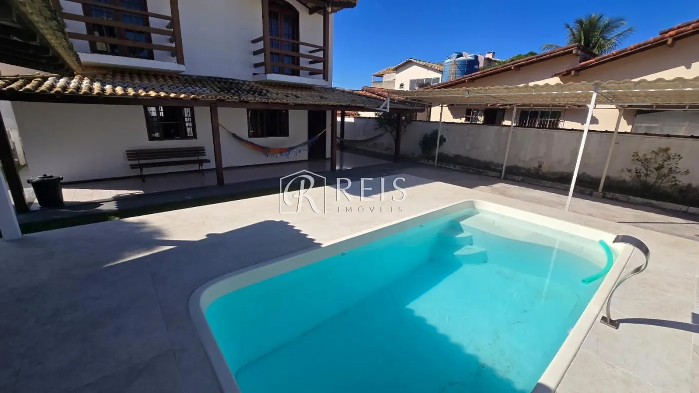 Imagem Casa para Venda em Rio das Ostras, Jardim Mariléa, 2 dormitórios, 2 banheiros, 10 vagas