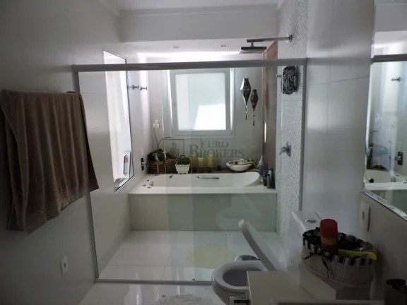 Imagem Casa com 5 dormitórios no bairro Praia dos Amores
