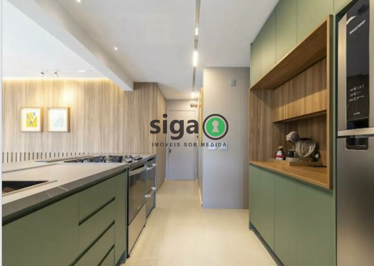 Imagem Apto com 142m² à Venda no Campo Belo, com 2 suites, sendo a máster com closet, 2 vagas, Mobiliado
