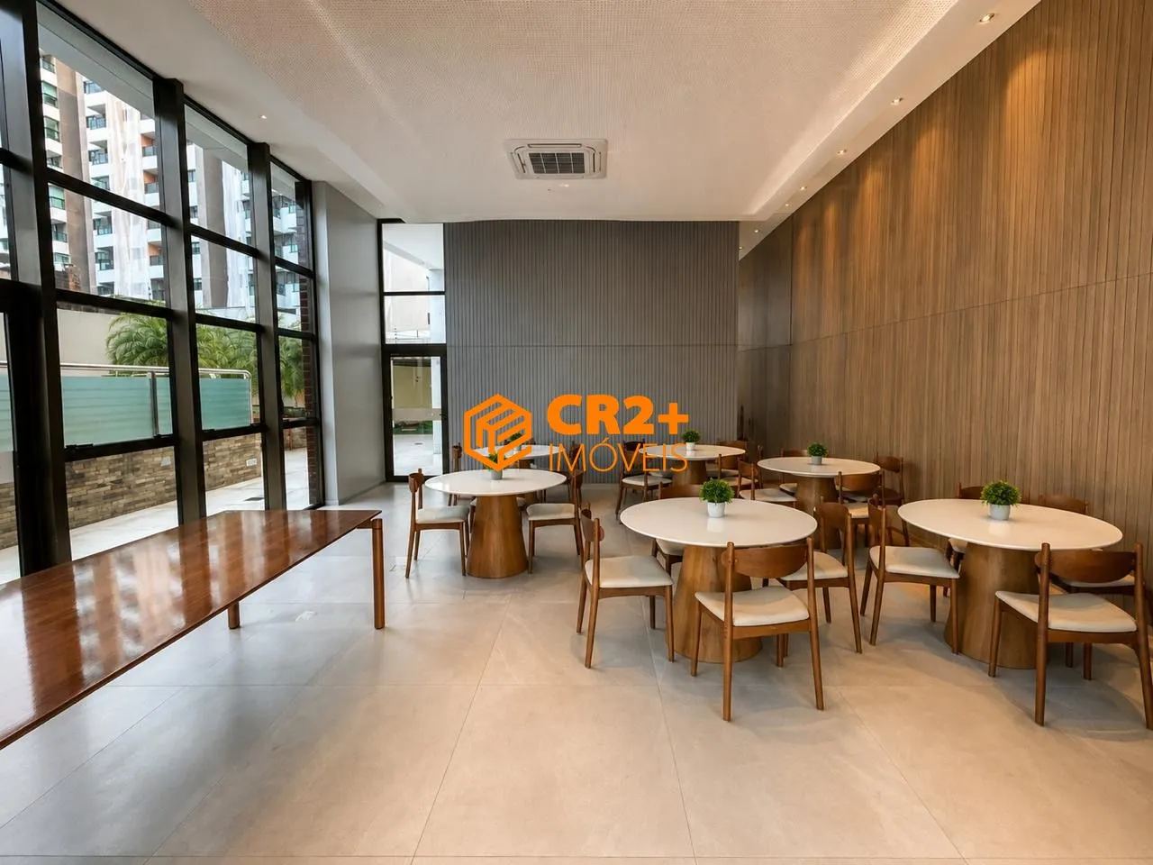 Imagem Vendo excelente apartamento porteira fechada em boa viagem com 137m2, 4 quartos