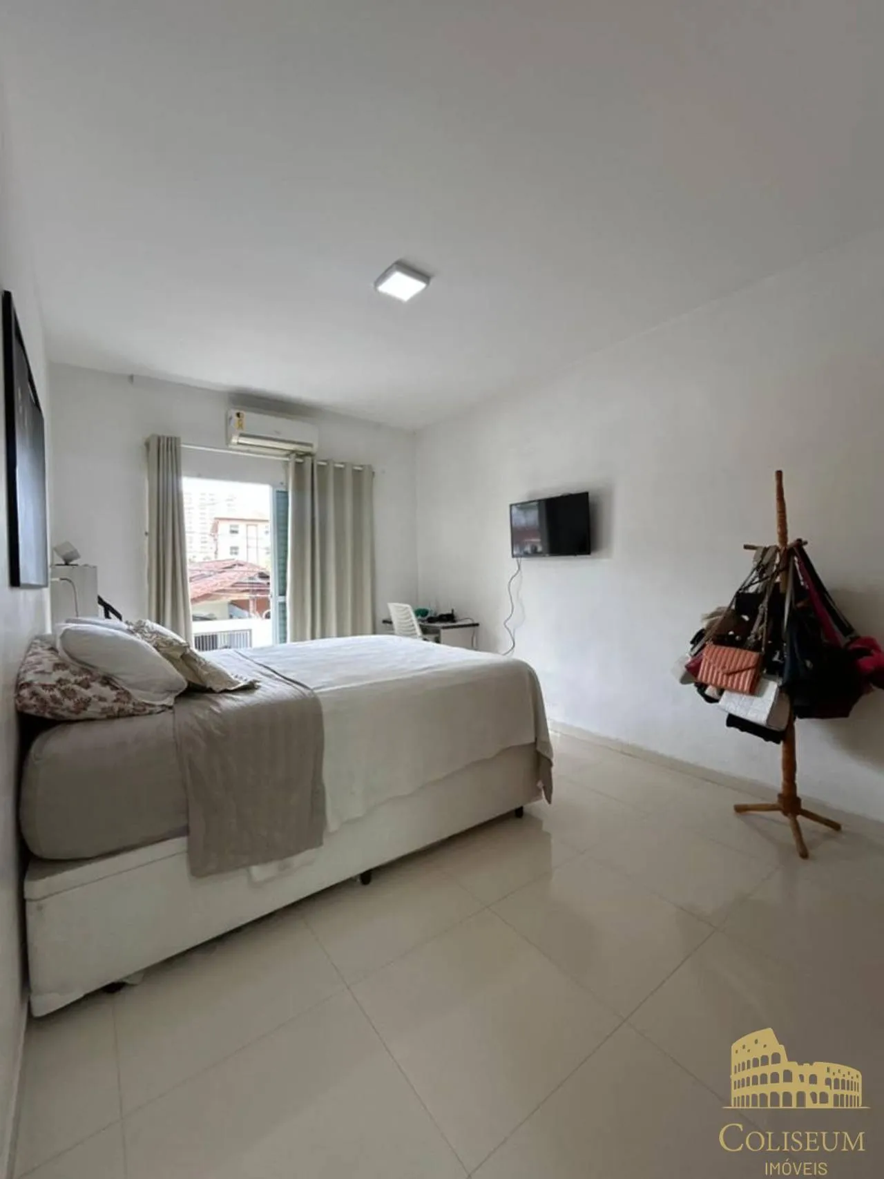Imagem Casa com 3 dormitórios à venda, 110 m² por R$ 800.000,00 - Vila Guilhermina - Praia Grande/SP
