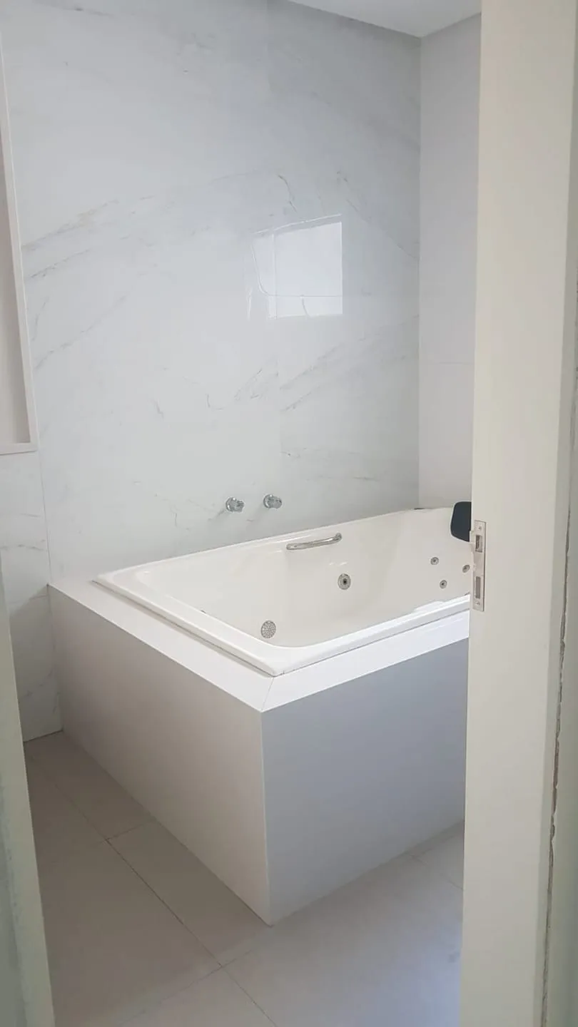 Imagem Casa à venda 3 Quartos, 1 Suite, 3 Vagas, 300M², Jardim Oásis, Taubaté - SP